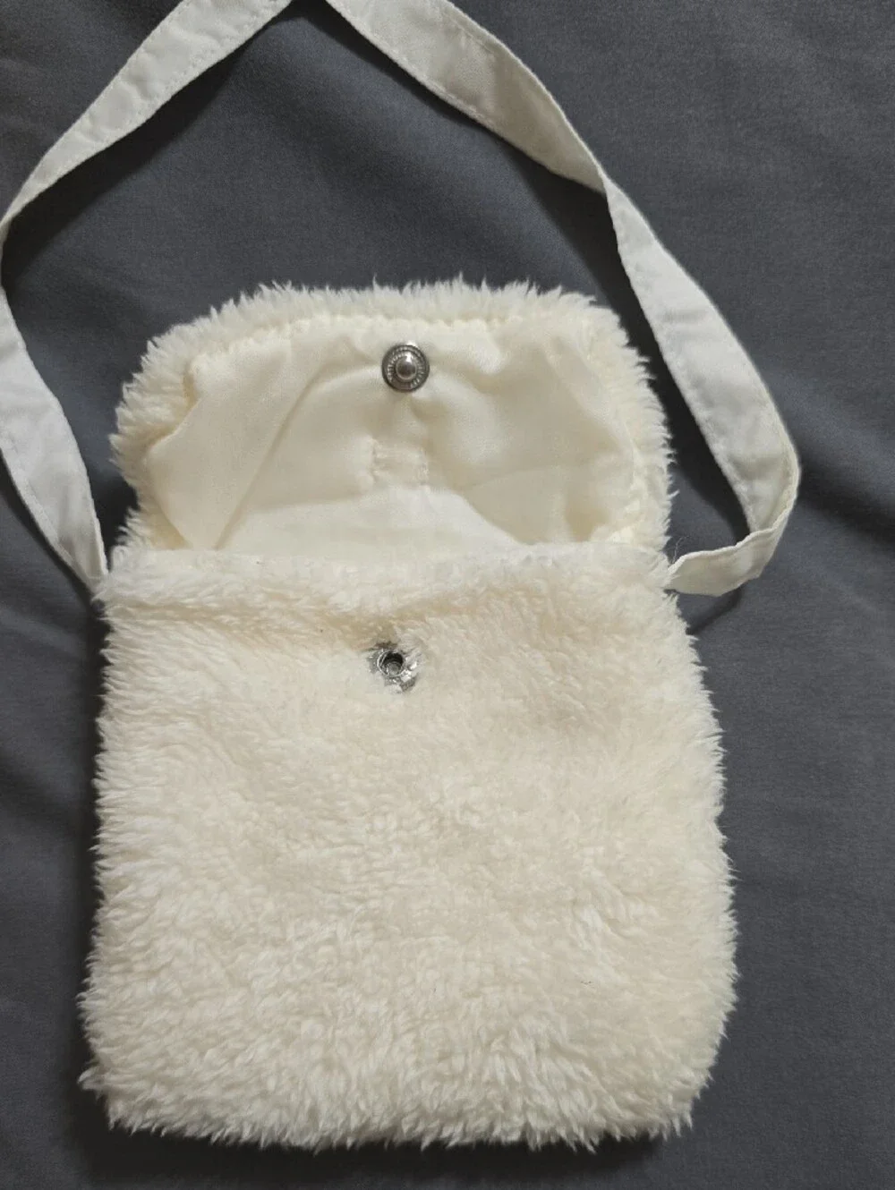 Nicole Miller Cream Faux Fur Kids Crossbody Bag with Bow